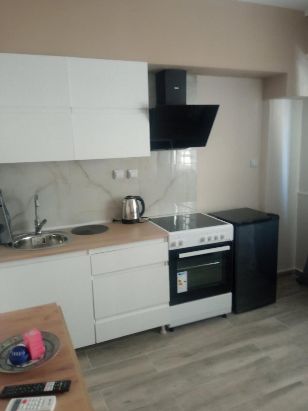 Polit Luxury Aprt 2 Bedrooms Szaloniki Kültér fotó