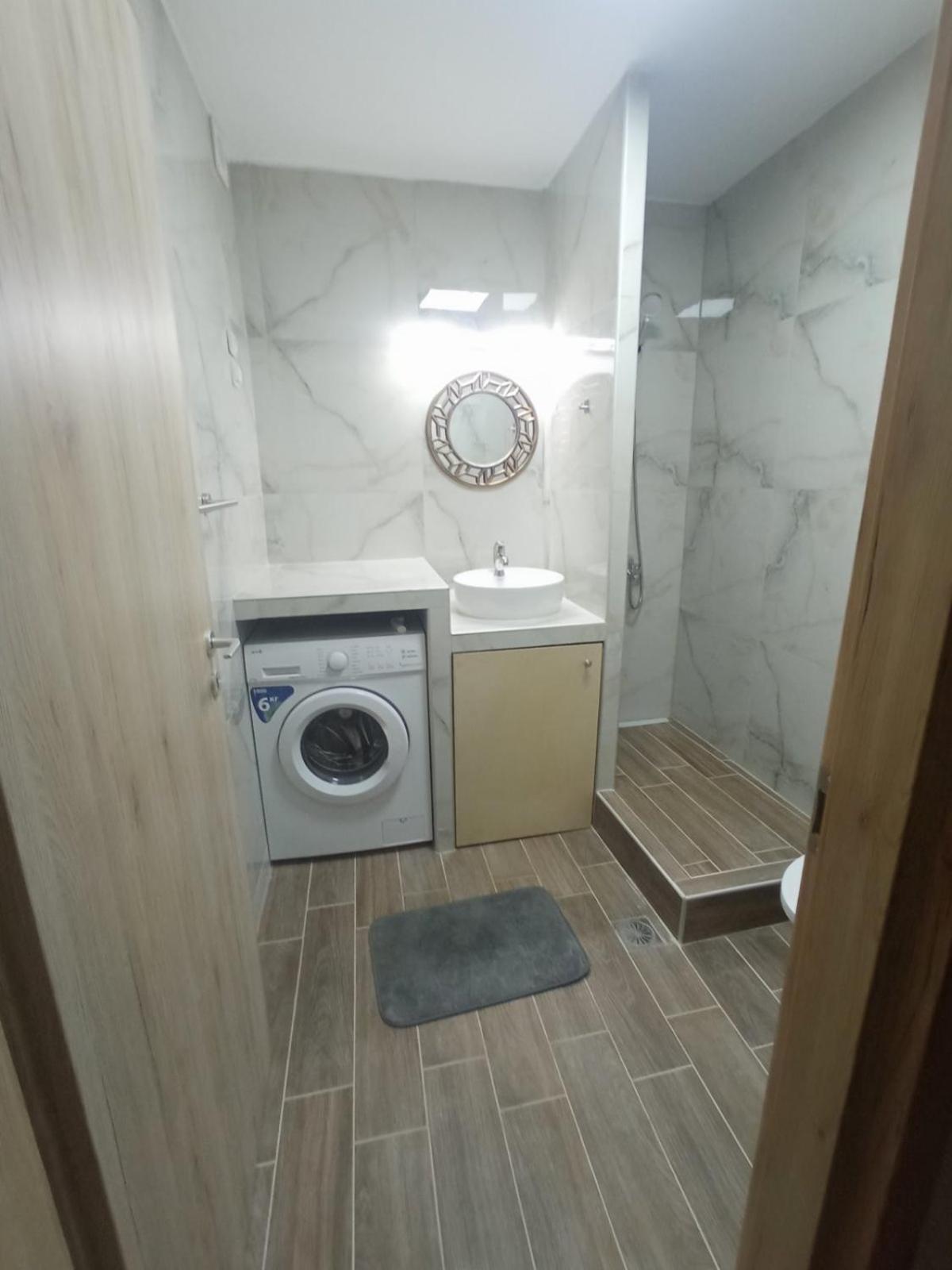 Polit Luxury Aprt 2 Bedrooms Szaloniki Kültér fotó